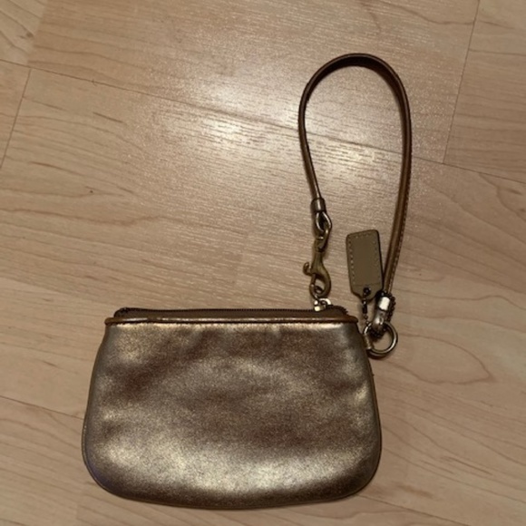 Authentic Coach Gold Wristlet - Picture 2 of 2